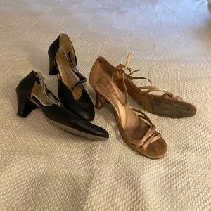 Lot of 2 pairs dancing shoes suade bottom